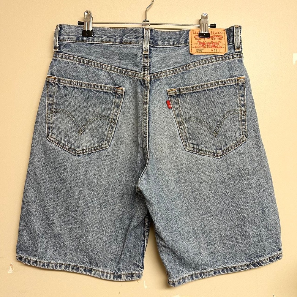 Levis 550 Relaxed Fit Denim Jean Shorts Mens 32 Blue Mid Wash Vintage Y2K 00s